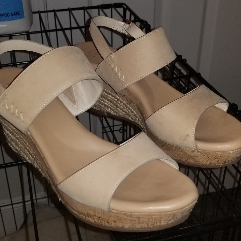 Ugg Wedges - image 3